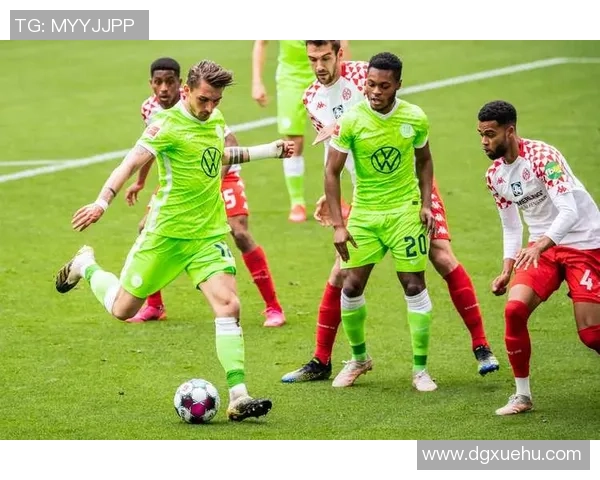 门兴与佛罗伦萨比赛进球情况分析谁是胜者与关键球员表现